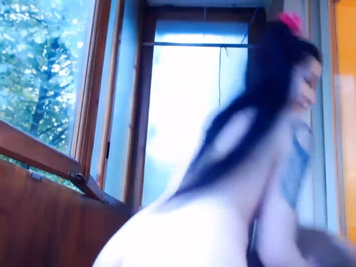 Lina Naked on her Balcony