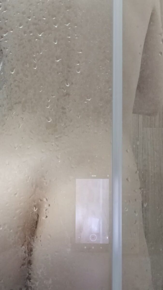 Sexy Naked Ukrainian in the Shower Slomo